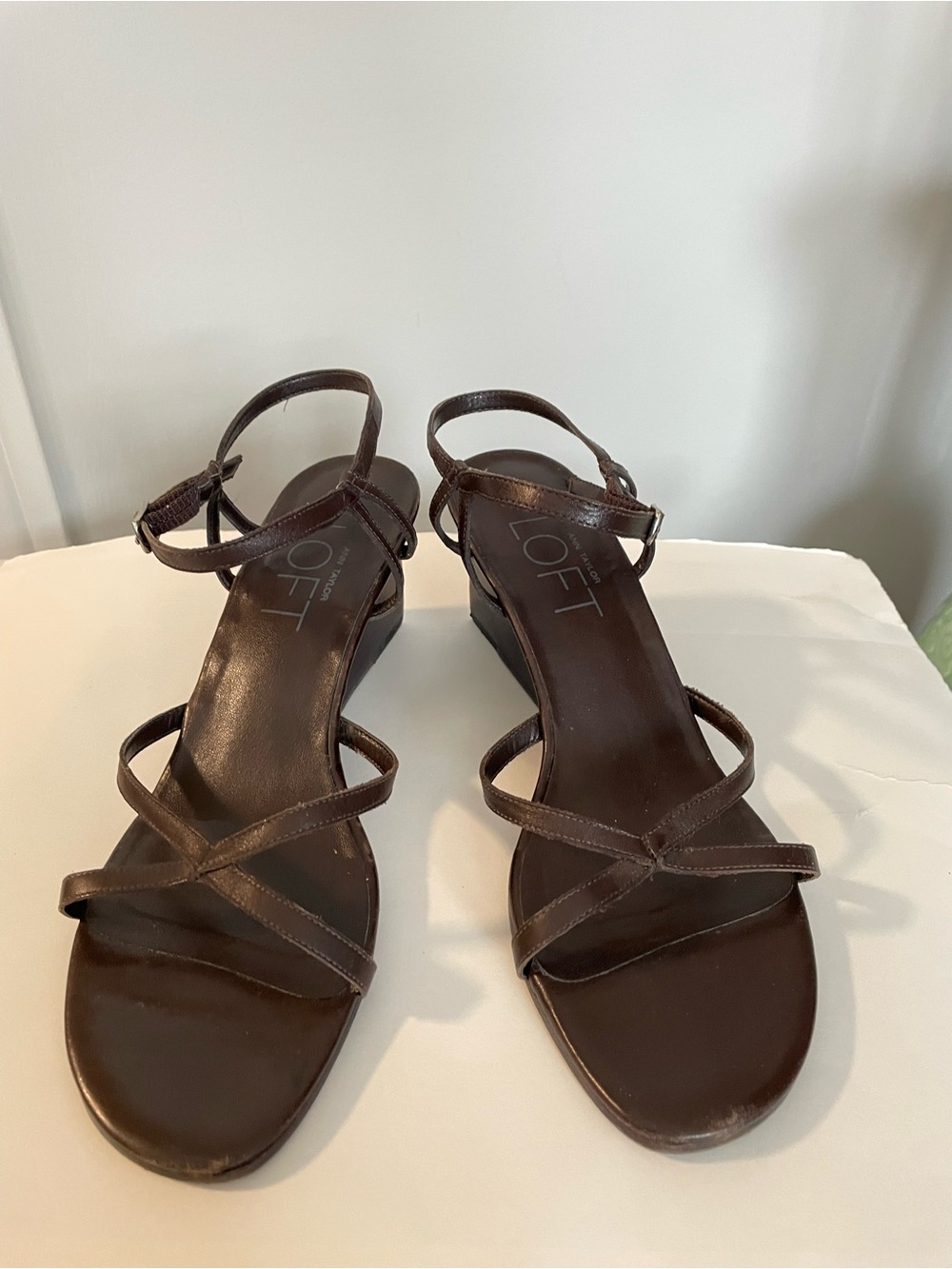 Vintage 02’s LOFT Dark Brown Strappy Low Wedge Sandals.